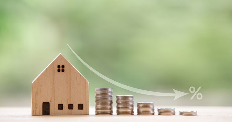 Крупнейшие банки объявили о снижении ставок по рыночной ипотеке