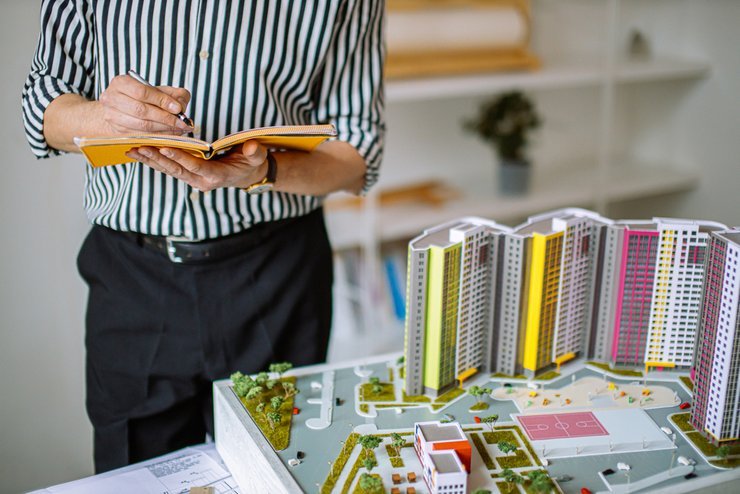 «Оне», «Урман Сити» и «Дрим Рива». Как застройщики переименовывают новостройки