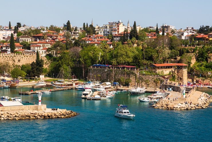 В марте россияне купили 229 квартир и домов в Турции