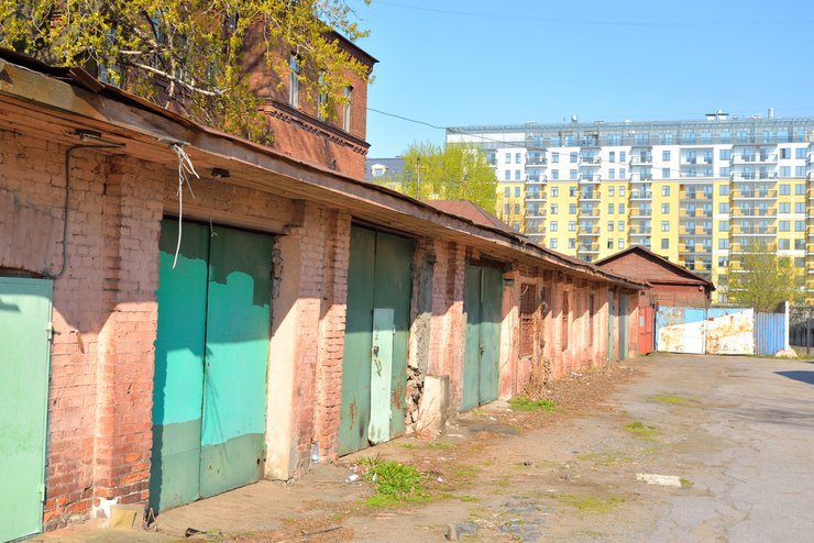 Гараж можно оформить в собственность на основании давности владения Гараж можно оформить в собственность на основании давности владения