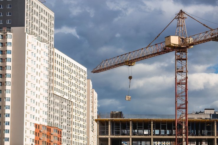 Цены на первичку в российских мегаполисах выросли на 11%
