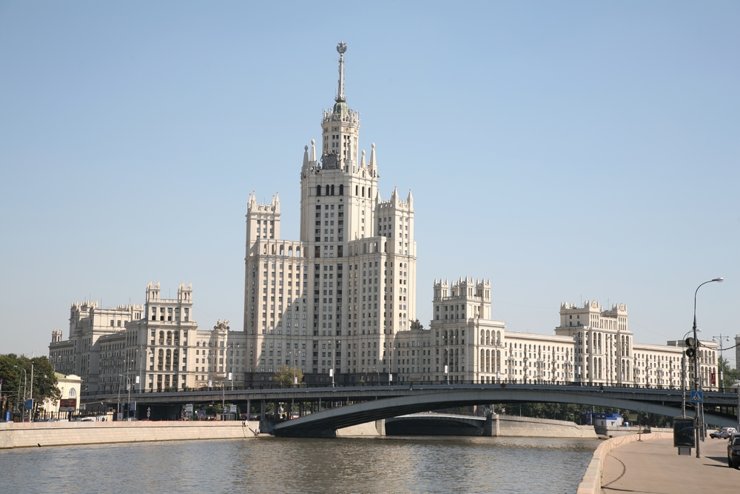 Типовое жилье в России: самые известные проекты сегодня