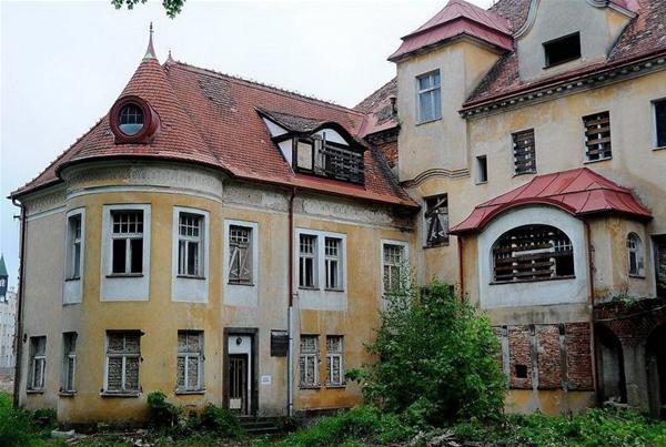 Сохранят ли жизнь 300-летнему памятнику?