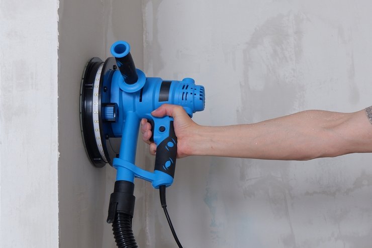 «инструменты, чтобы эффективно снимать краску со стен»