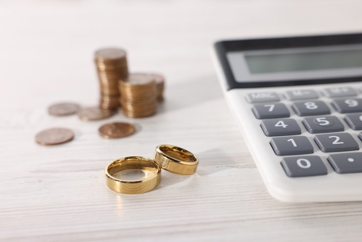 «при разводе как делится имущество»