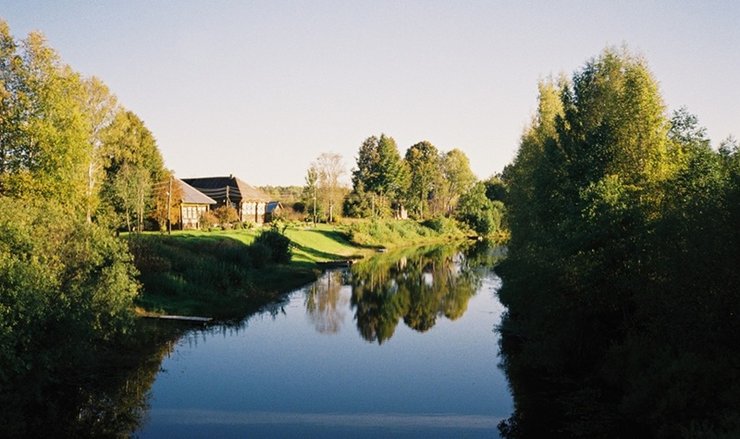 "деревня Пустынь"